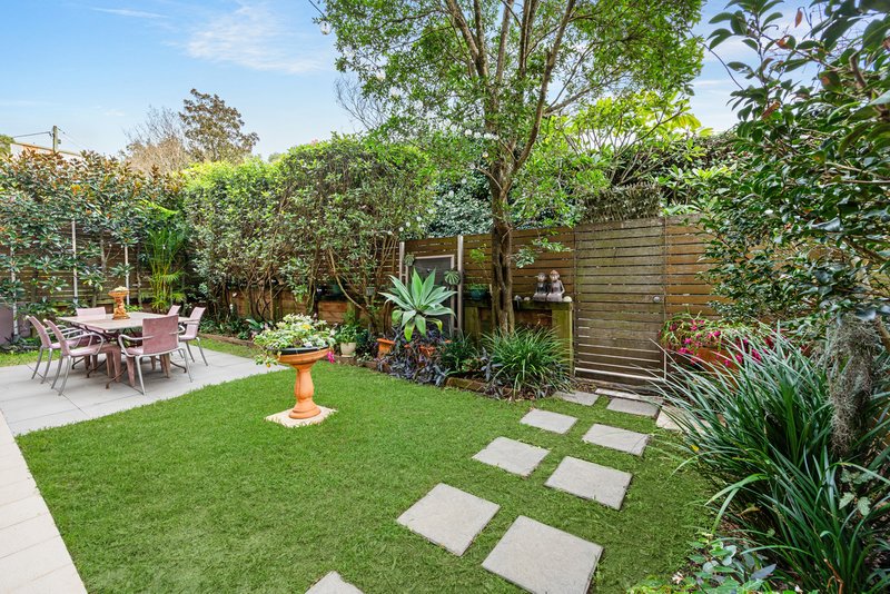 Photo - 1/81 Gerard Lane, Cremorne NSW 2090 - Image 1