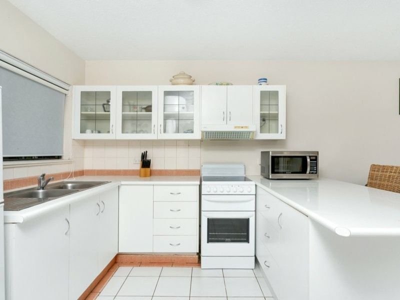 Photo - 1/81 Guide Street, Clifton Beach QLD 4879 - Image 2