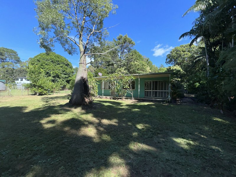 181 High Central Road, Macleay Island QLD 4184