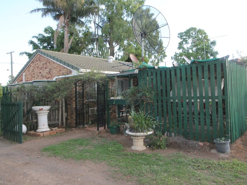 Photo - 181 Lakes Drive, Laidley Heights QLD 4341 - Image 19