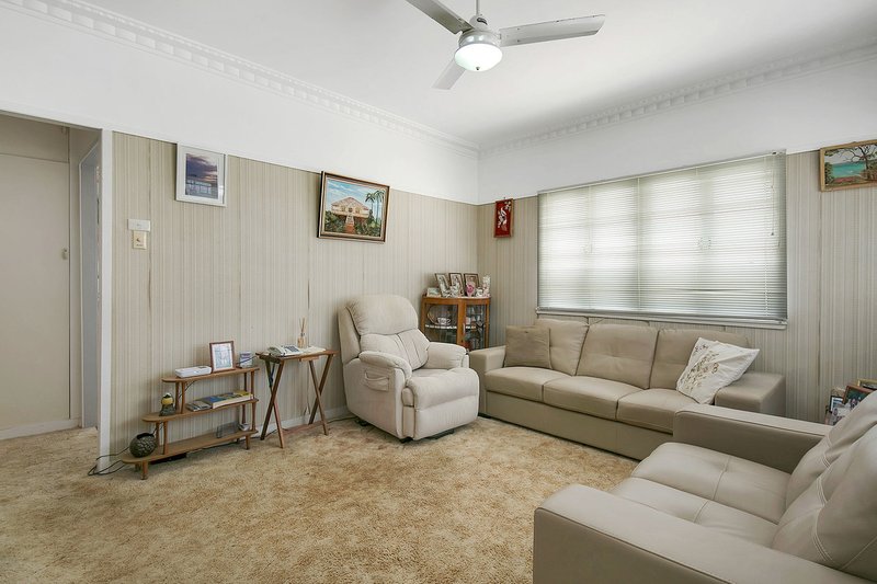 Photo - 181 Lutzow Street, Tarragindi QLD 4121 - Image 5