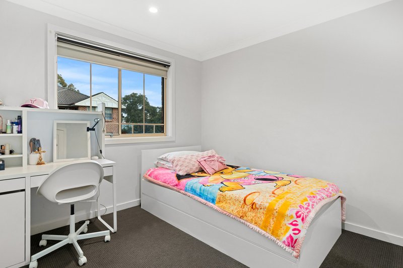 Photo - 18/1 Macmahon Place, Menai NSW 2234 - Image 9