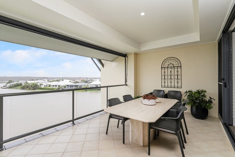 Photo - 18/1 Millennium Circuit, Pelican Waters QLD 4551 - Image 10