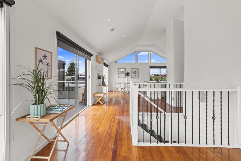 Photo - 18/1 Nepean Highway, Seaford VIC 3198 - Image 3