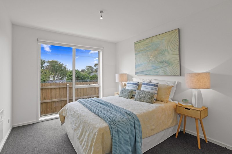 Photo - 18/1 Nepean Highway, Seaford VIC 3198 - Image 15