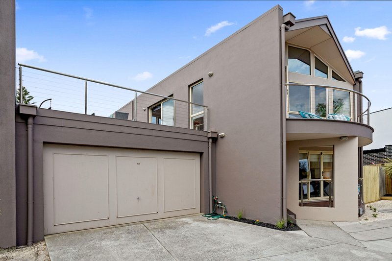 Photo - 18/1 Nepean Highway, Seaford VIC 3198 - Image 22