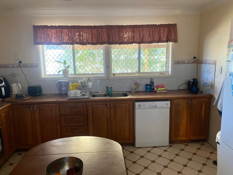 Photo - 181 Oxley Avenue, Woody Point QLD 4019 - Image 3