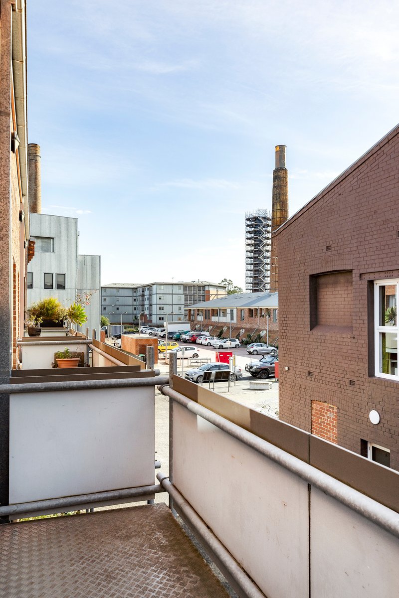 Photo - 18/1 Pottery Court, Brunswick VIC 3056 - Image 13