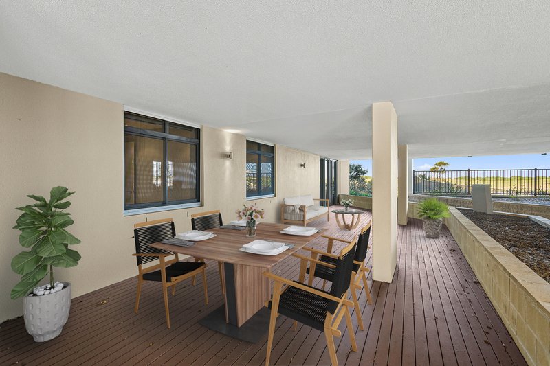 Photo - 18/1 Ross Street, Wollongong NSW 2500 - Image 4