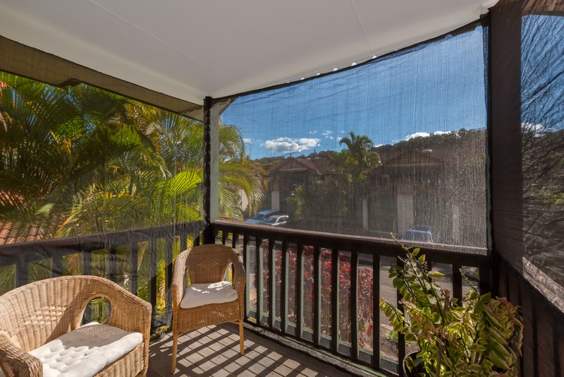 Photo - 18/1 Township Drive, Burleigh Heads QLD 4220 - Image 7