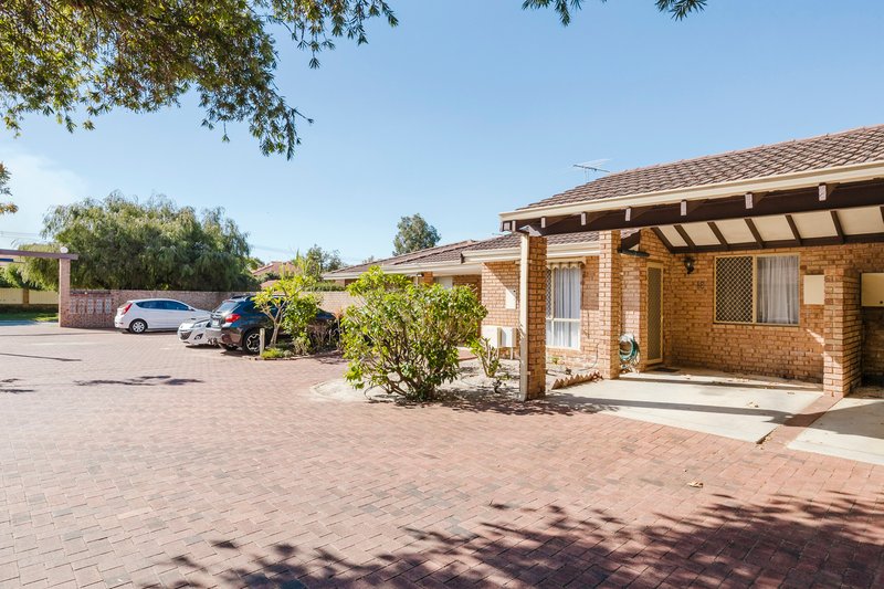 Photo - 18/1 Waterway Court, Churchlands WA 6018 - Image 3