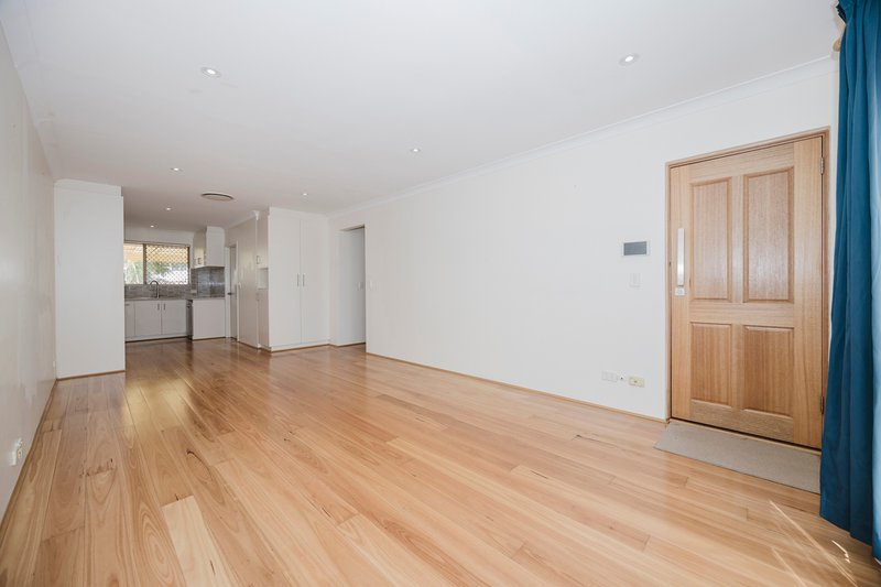 Photo - 18/1 Waterway Court, Churchlands WA 6018 - Image 7