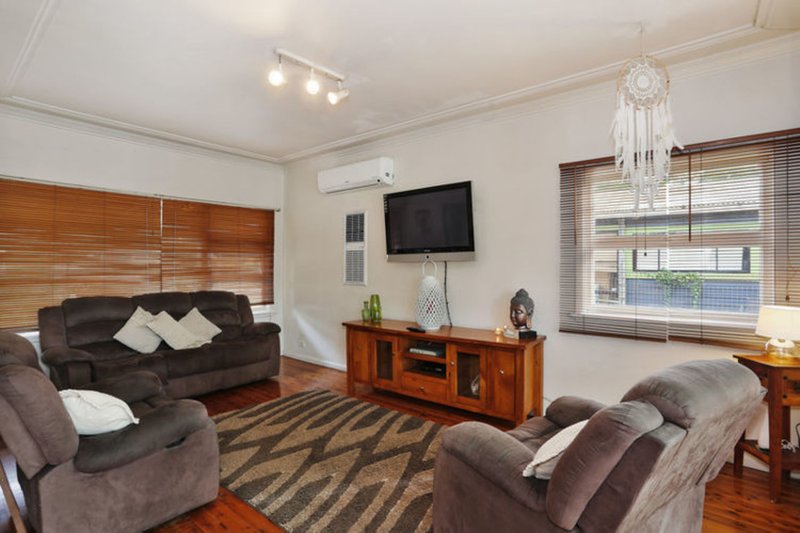 Photo - 181 Woodville Road, Merrylands NSW 2160 - Image 4