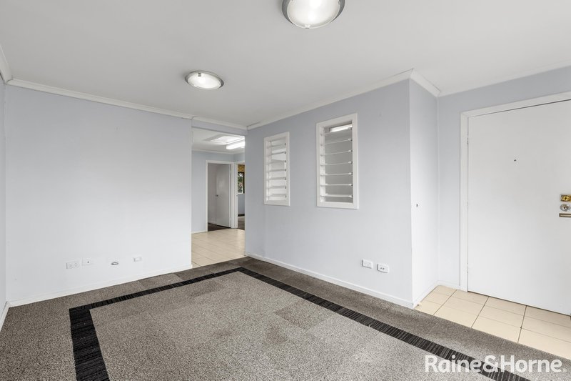 Photo - 18/10-12 Meacher Street, Mount Druitt NSW 2770 - Image 2