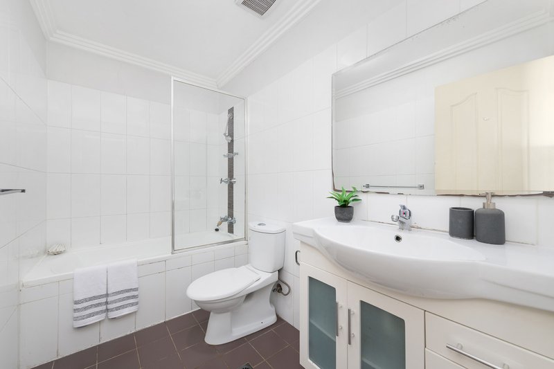 Photo - 18/10-16 Vaughan Street, Lidcombe NSW 2141 - Image 14