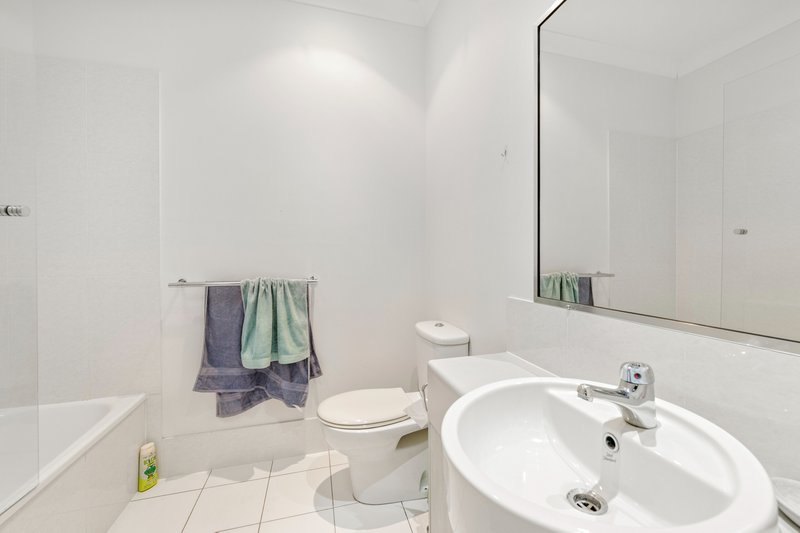Photo - 18/10 Nothling Street, New Auckland QLD 4680 - Image 14