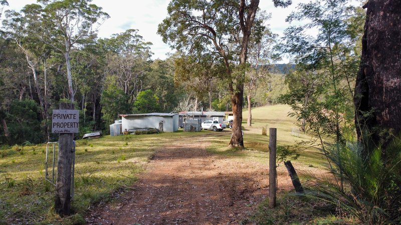 1810 The River Road, Brooman NSW 2538