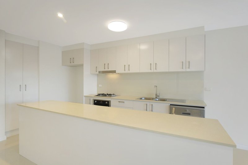 Photo - 18/10 Thomas Street, Wollongong NSW 2500 - Image 6