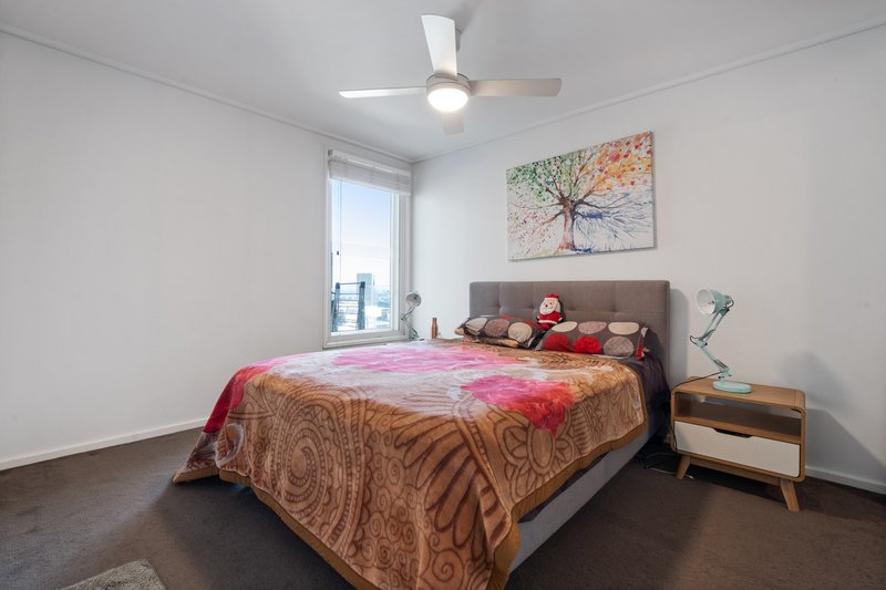 Photo - 1810/163 City Road, Southbank VIC 3006 - Image 5