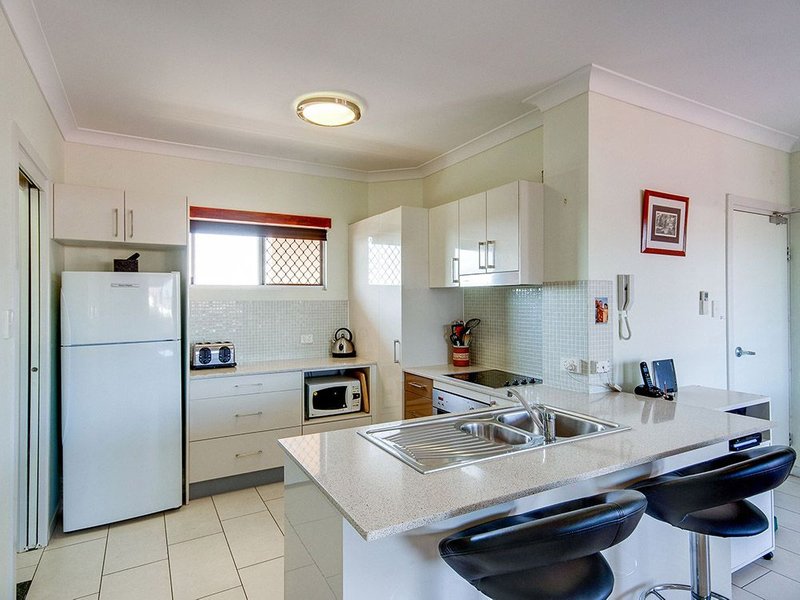 Photo - 18/102 Melton Road, Nundah QLD 4012 - Image 2