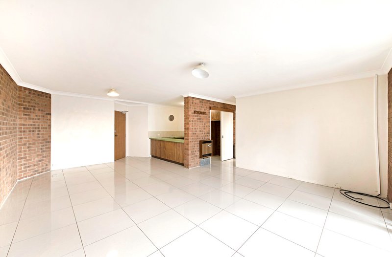 Photo - 18/103 Canberra Avenue, Griffith ACT 2603 - Image 5