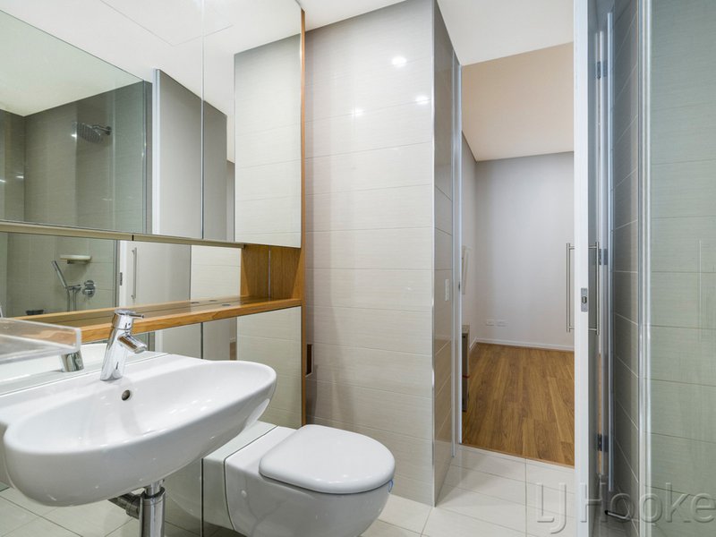 Photo - 1810/8 Adelaide Terrace, East Perth WA 6004 - Image 4