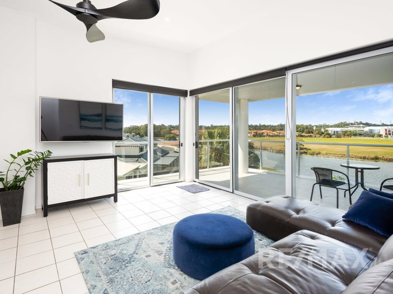 Photo - 18/11-13 Promenade Ave , Robina QLD 4226 - Image 1