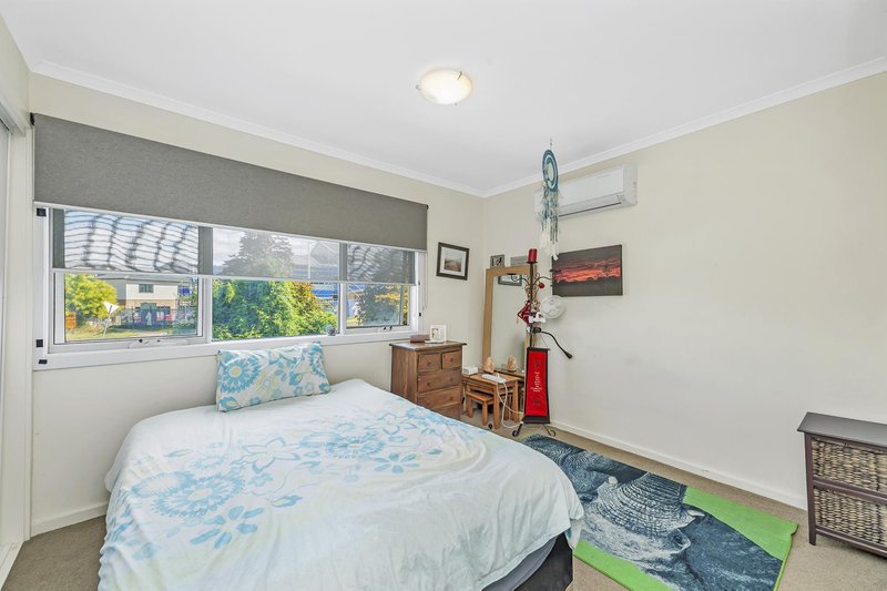 Photo - 18/11 Castan Street, Coombs ACT 2611 - Image 6