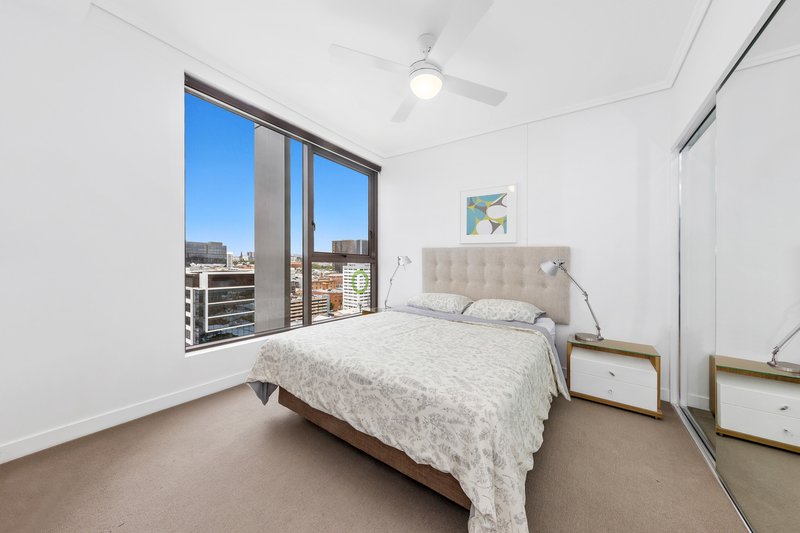 Photo - 1811/25 Connor Street, Fortitude Valley QLD 4006 - Image 7