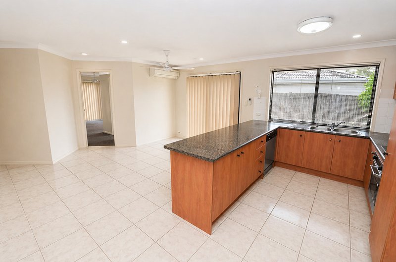 Photo - 18/113-115 Arundel Drive, Arundel QLD 4214 - Image 5
