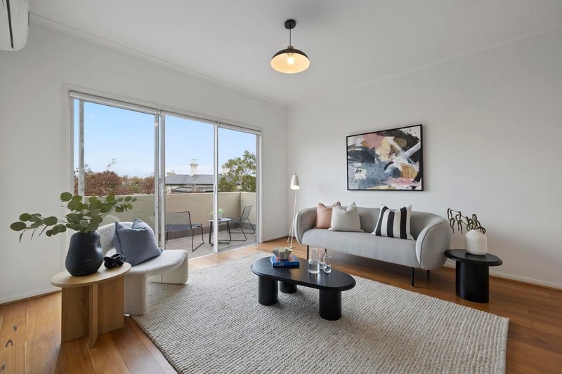 Photo - 18/119-125 Wellington Street, St Kilda VIC 3182 - Image 4