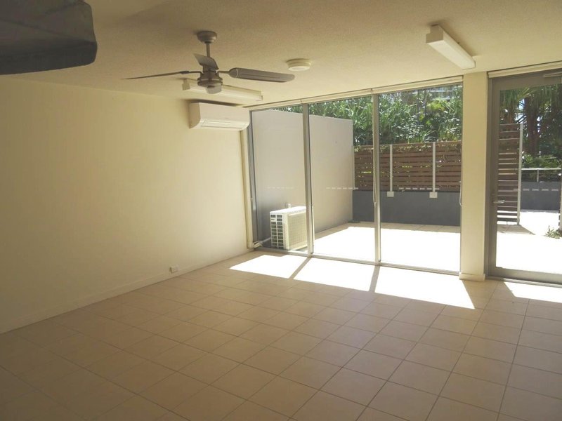 Photo - 18/12 - 18 Bayview Street, Runaway Bay QLD 4216 - Image 10