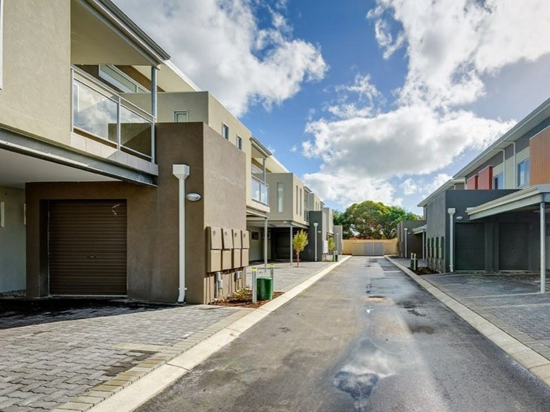 Photo - 18/12 Bushlark Turn, Erskine WA 6210 - Image 10