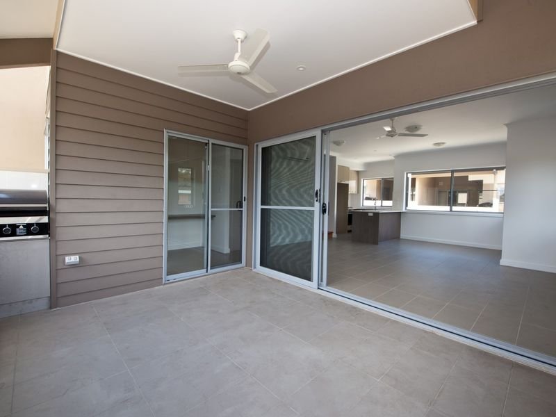 Photo - 18/12 Flinders Street, West Gladstone QLD 4680 - Image 8