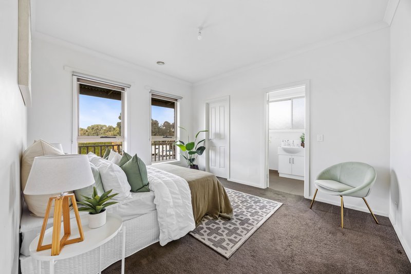 Photo - 1/812 Geelong Road, Canadian VIC 3350 - Image 10