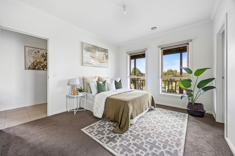 Photo - 1/812 Geelong Road, Canadian VIC 3350 - Image 11