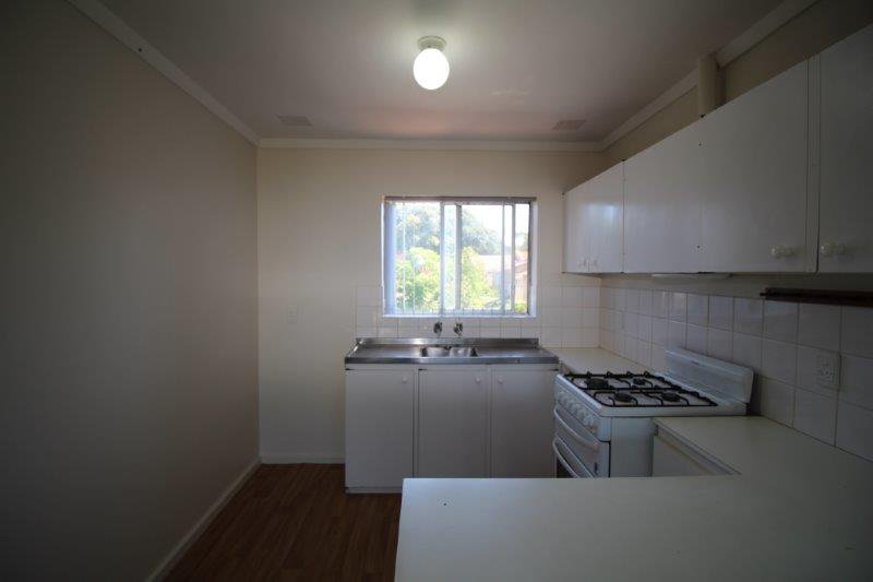 Photo - 18/12 Riverview Street, South Perth WA 6151 - Image 5