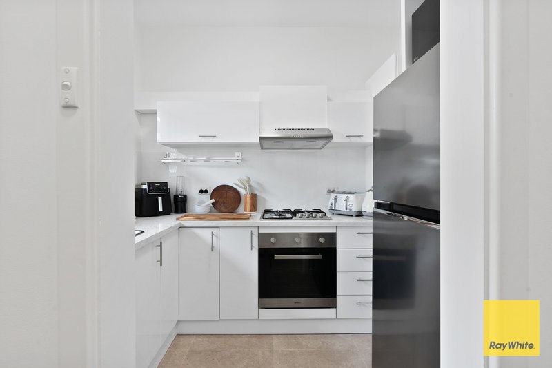 Photo - 18/122 Terrace Road, Perth WA 6000 - Image 4