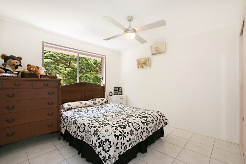 Photo - 18/126 Musgrave Street, Coolangatta QLD 4225 - Image 4