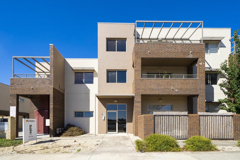 Photo - 18/128 Flemington Road, Harrison ACT 2914 - Image 11