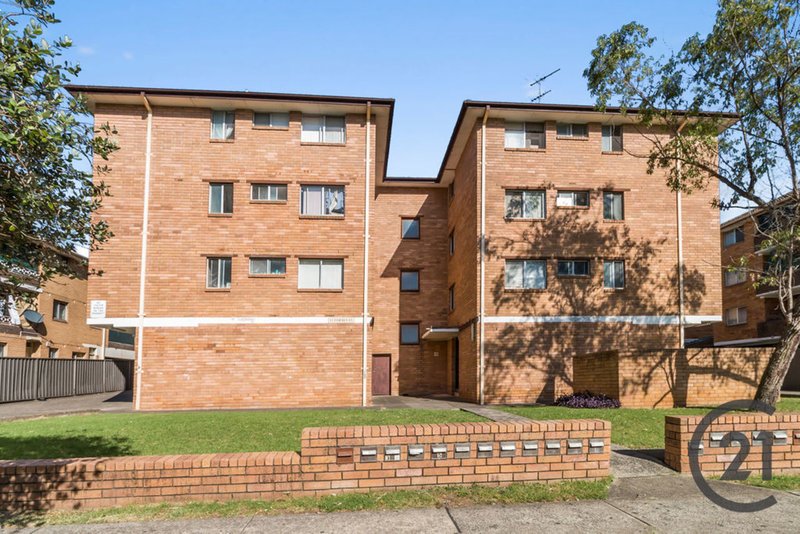 Photo - 18/13-15 Forbes Street, Warwick Farm NSW 2170 - Image 7