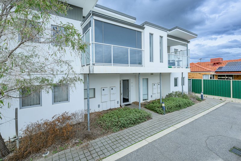 Photo - 18/13 Spring Avenue, Midland WA 6056 - Image 2