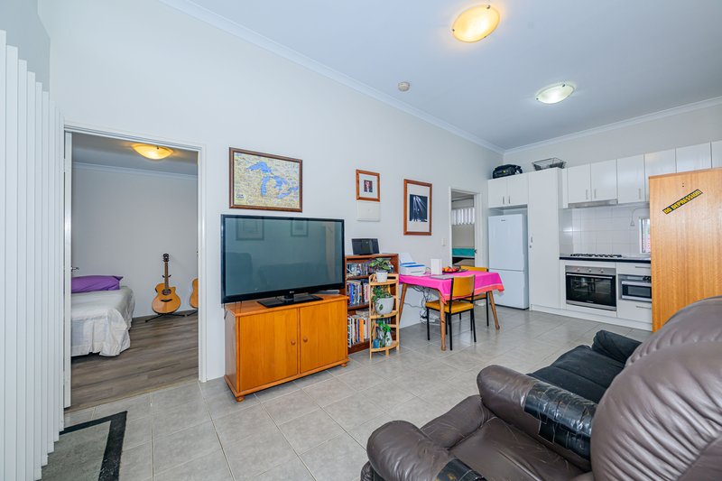 Photo - 18/13 Spring Avenue, Midland WA 6056 - Image 4