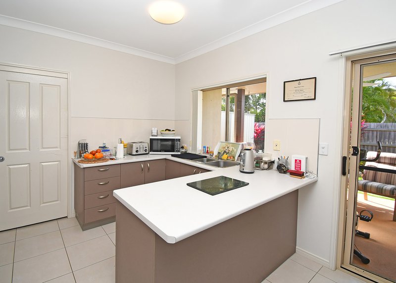 Photo - 18/146 Elizabeth Street, Urangan QLD 4655 - Image 12