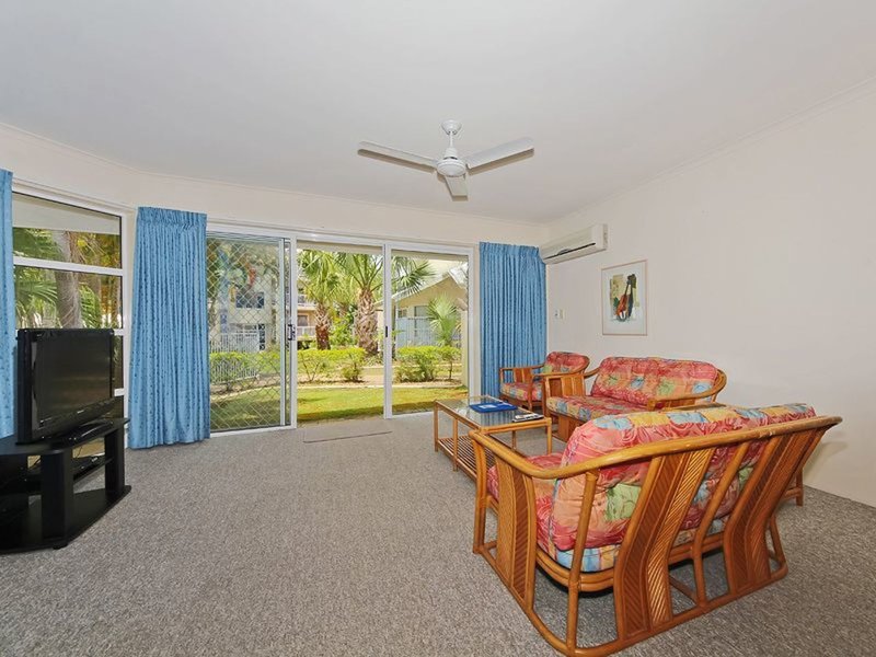 Photo - 18/16 Crescent Ave , Mermaid Beach QLD 4218 - Image 3