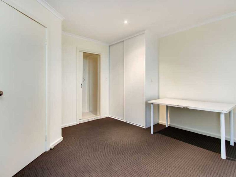 Photo - 181/65 King William St (18Th Floor) , Adelaide SA 5000 - Image 7