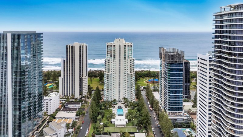 Photo - 18/177 Old Burleigh Road, Broadbeach QLD 4218 - Image 17