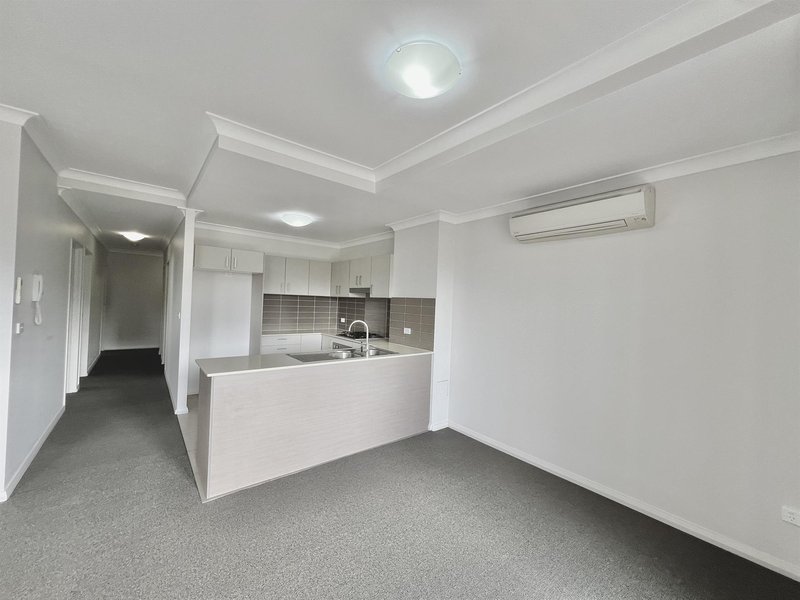 Photo - 18/18-22 Castlereagh Street, Liverpool NSW 2170 - Image 3