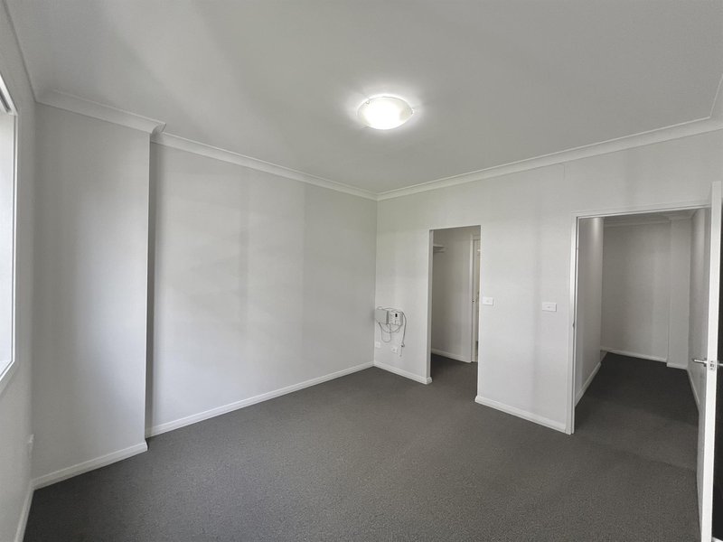 Photo - 18/18-22 Castlereagh Street, Liverpool NSW 2170 - Image 8