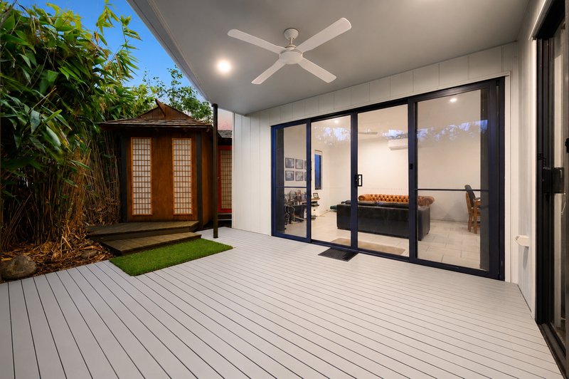Photo - 18/18 Foreshore Street, Coomera QLD 4209 - Image 2